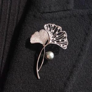 Brooch